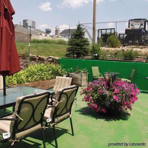 Motel 8 Rock Springs Bagian luar foto